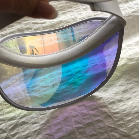 White Adjustable Band Visor - Picture 4 of 7